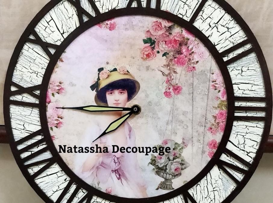 Vintage wall clock –  Decoupage workshop for beginners