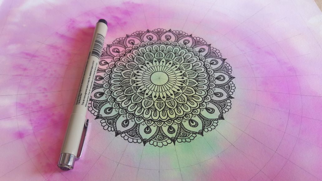 Drawing Mandala - Healing Mandalas for all - Bloom & Grow