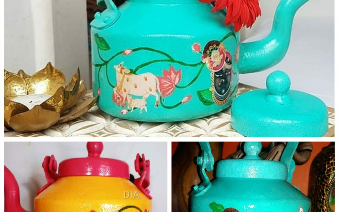 Pichwai Art on Kettle – Beginners’ workshop in Bangalore